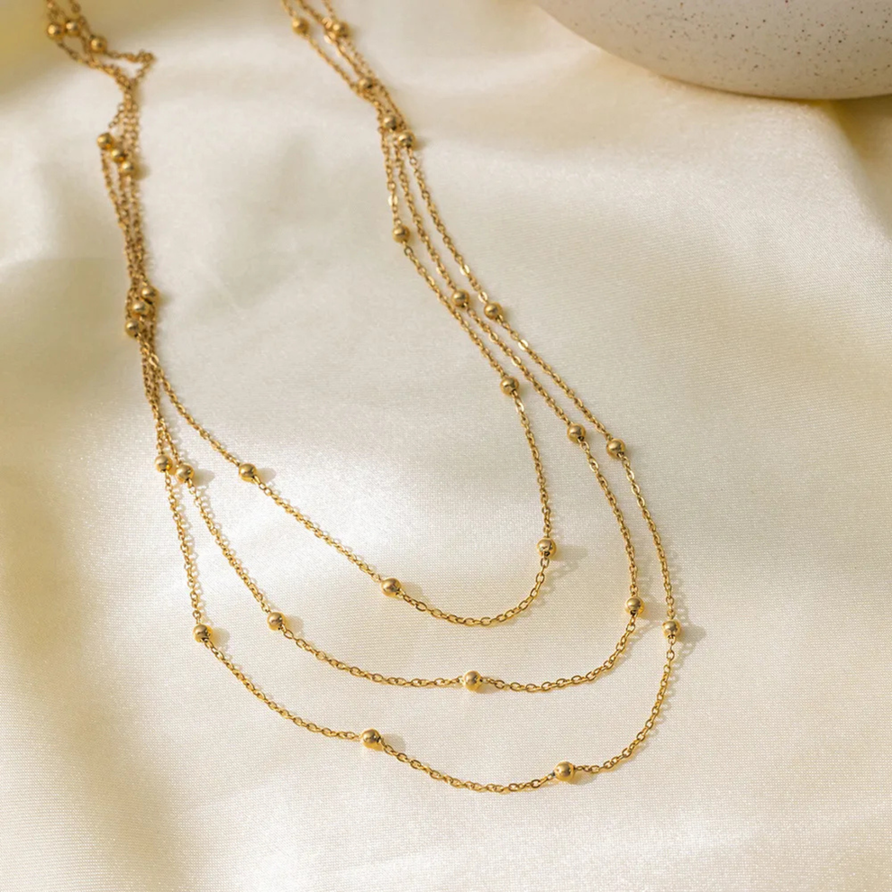 Trinity golden necklace — view 3