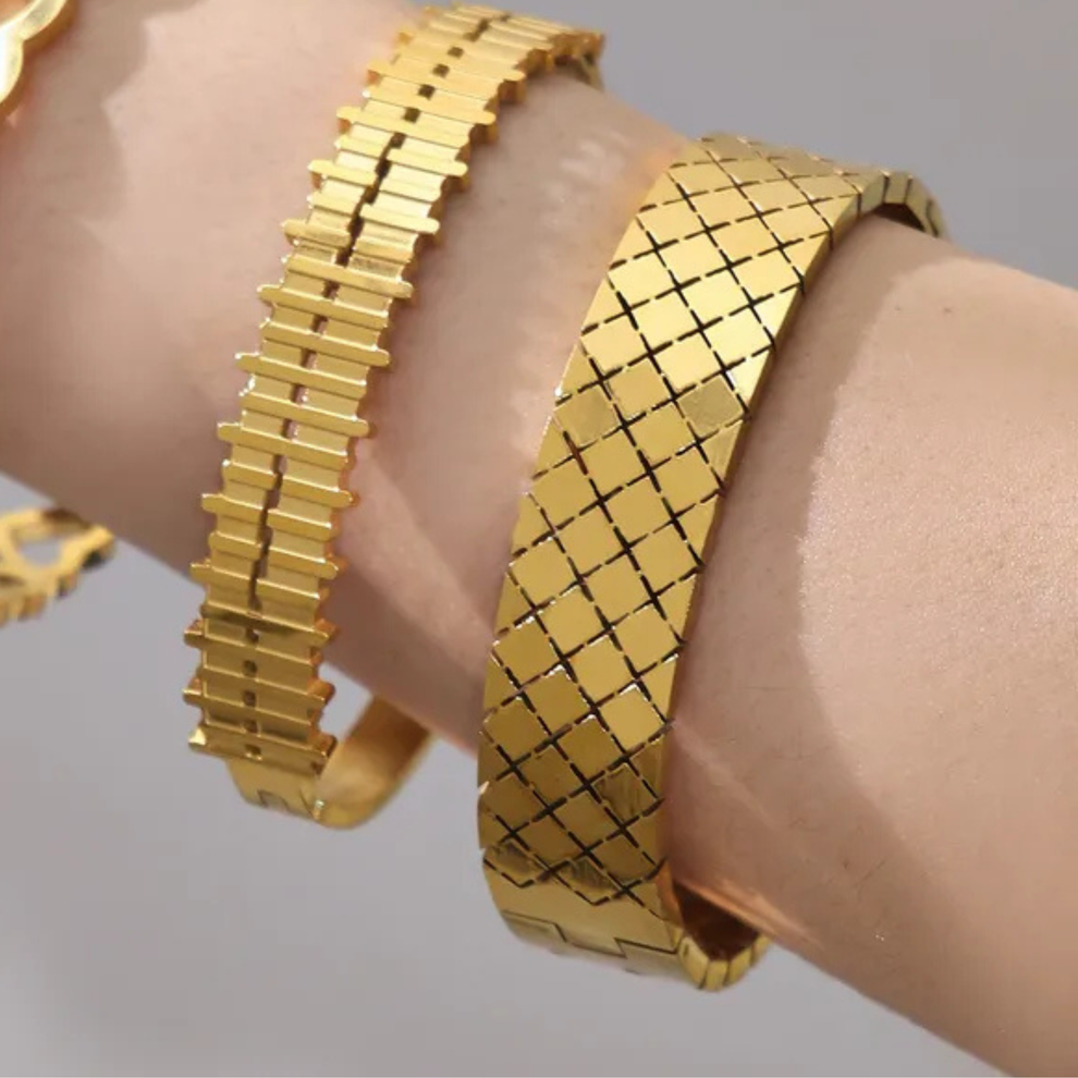 Party/ Dinner Murabba Form Bangle — view 2