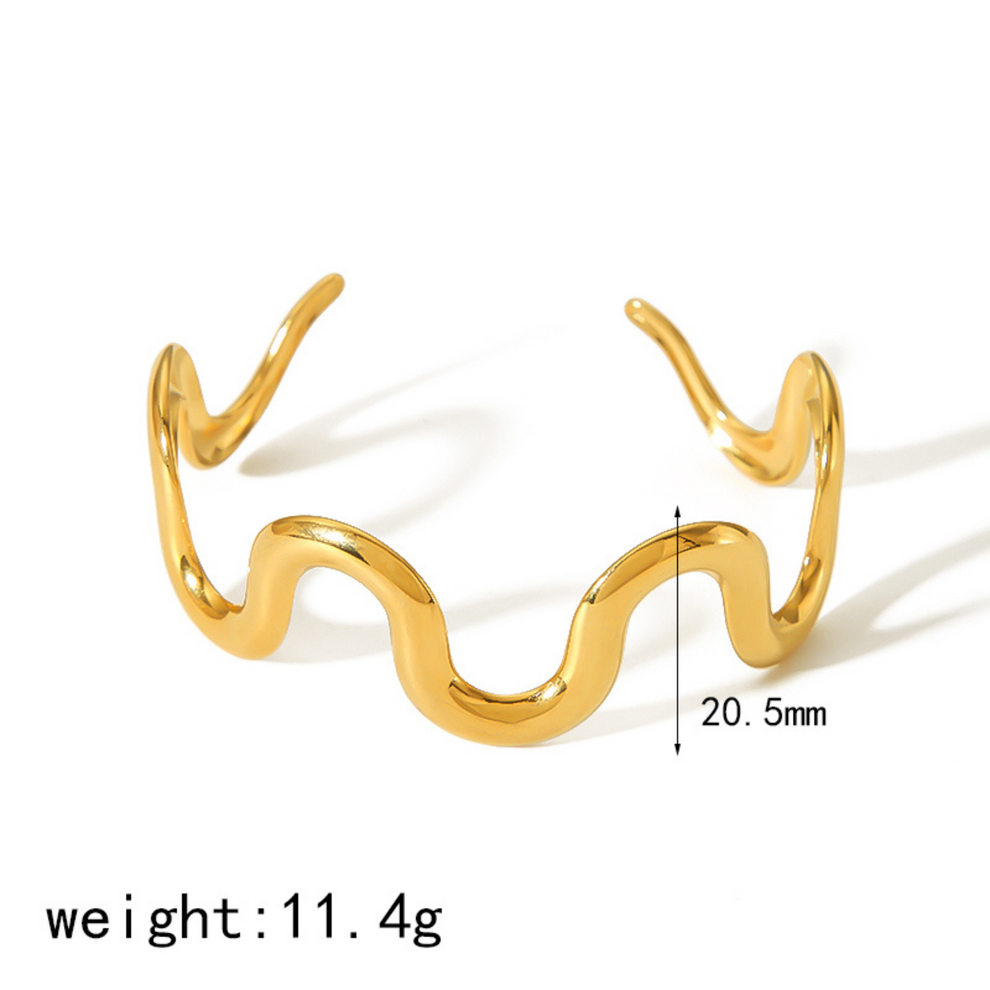 Mawj gold tide bangle — view 4